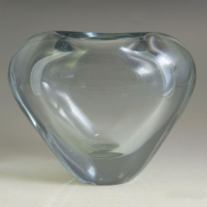 hol,egaard menuet vase designed by per lutken