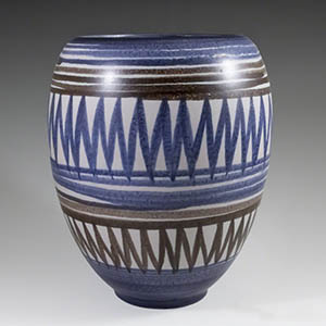 Stoneware vase from Michael Andersen & Son. Produced between 1930-1950.