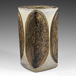 Michael Andersen & Son rounded 4-sided vase designed by Marianne Starck. Production number 6176