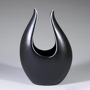 gunnar nylund for rorstrand, short black caolinia vase