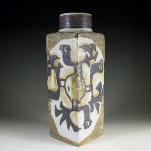 royal copenhagen baca bacca line tal vase by johanne gerber, birds motif 805 over 3259