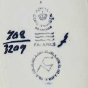 royal copenhagen baca flask vase designed by nils thorsson  708 over 3207   marks