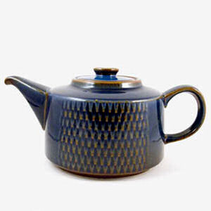 tea pot, granite pattern, designed by maria philippi for soholm ceramics